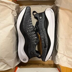W NIKE REACTX INFINITY RUN 4 - Black/Black-White